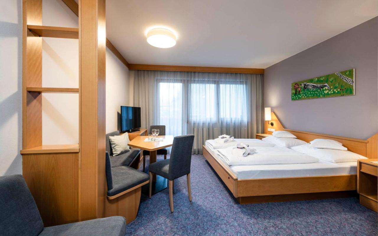 Familienhotel Viktoria Ultimo Bagian luar foto