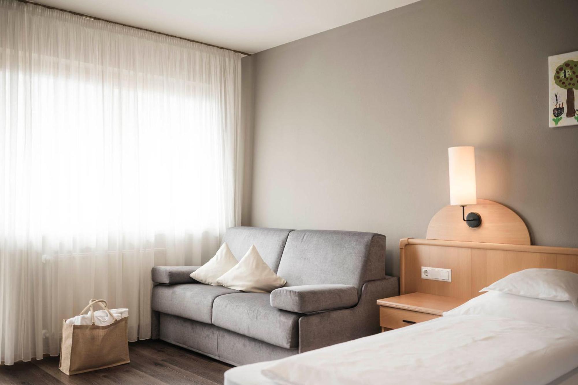 Familienhotel Viktoria Ultimo Bagian luar foto