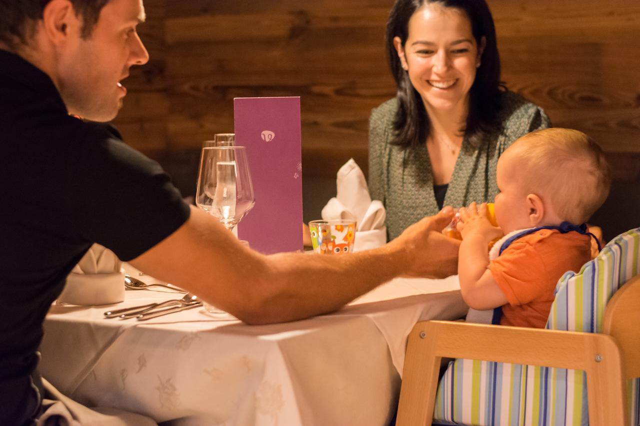 Familienhotel Viktoria Ultimo Bagian luar foto