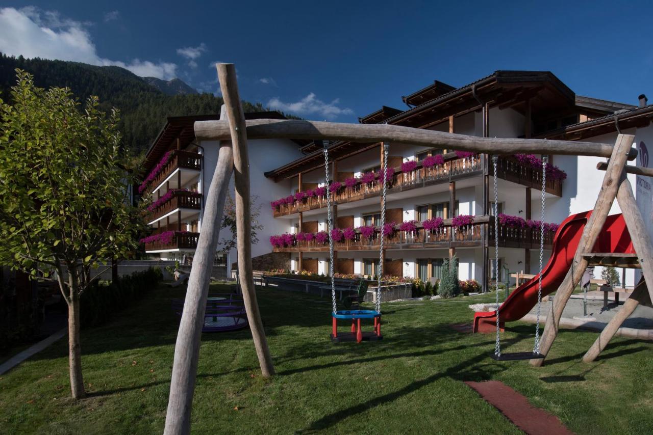 Familienhotel Viktoria Ultimo Bagian luar foto