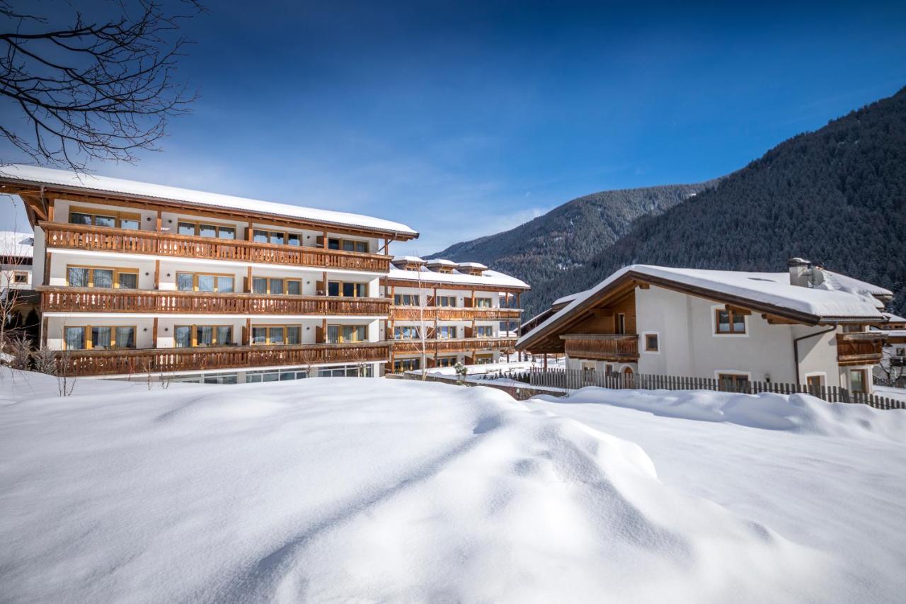 Familienhotel Viktoria Ultimo Bagian luar foto